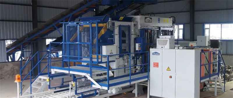 In Africa è stato lanciato un progetto di produzione di mattoni ad incastro di cemento multistrato completamente automatizzato.