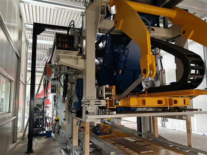 Macchine automatiche per la produzione di blocchi per l'industria del calcestruzzo del Sud America
