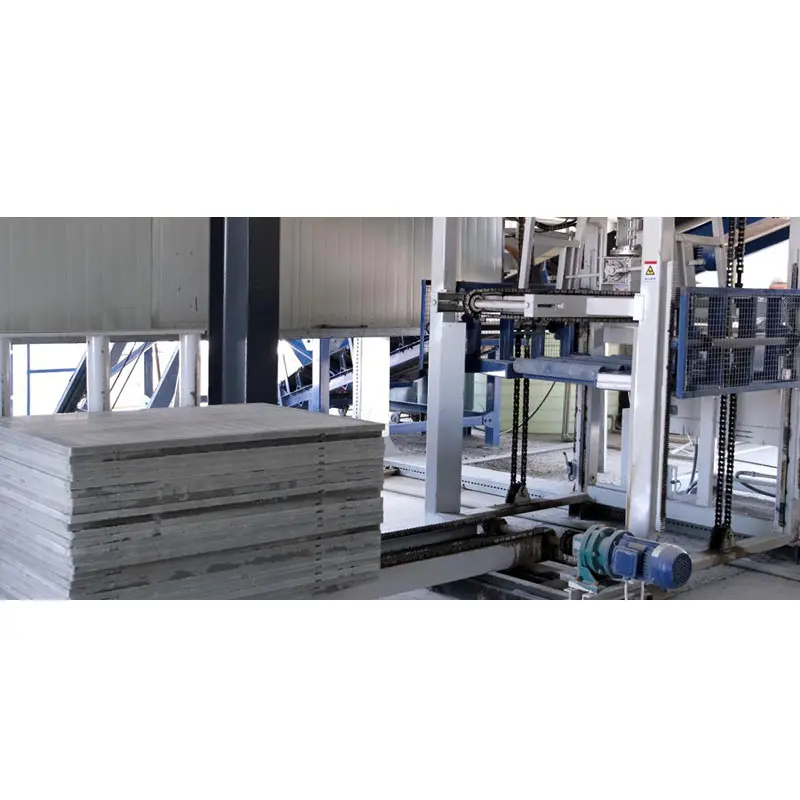 Macchina per mattoni con alimentazione automatica di pallet